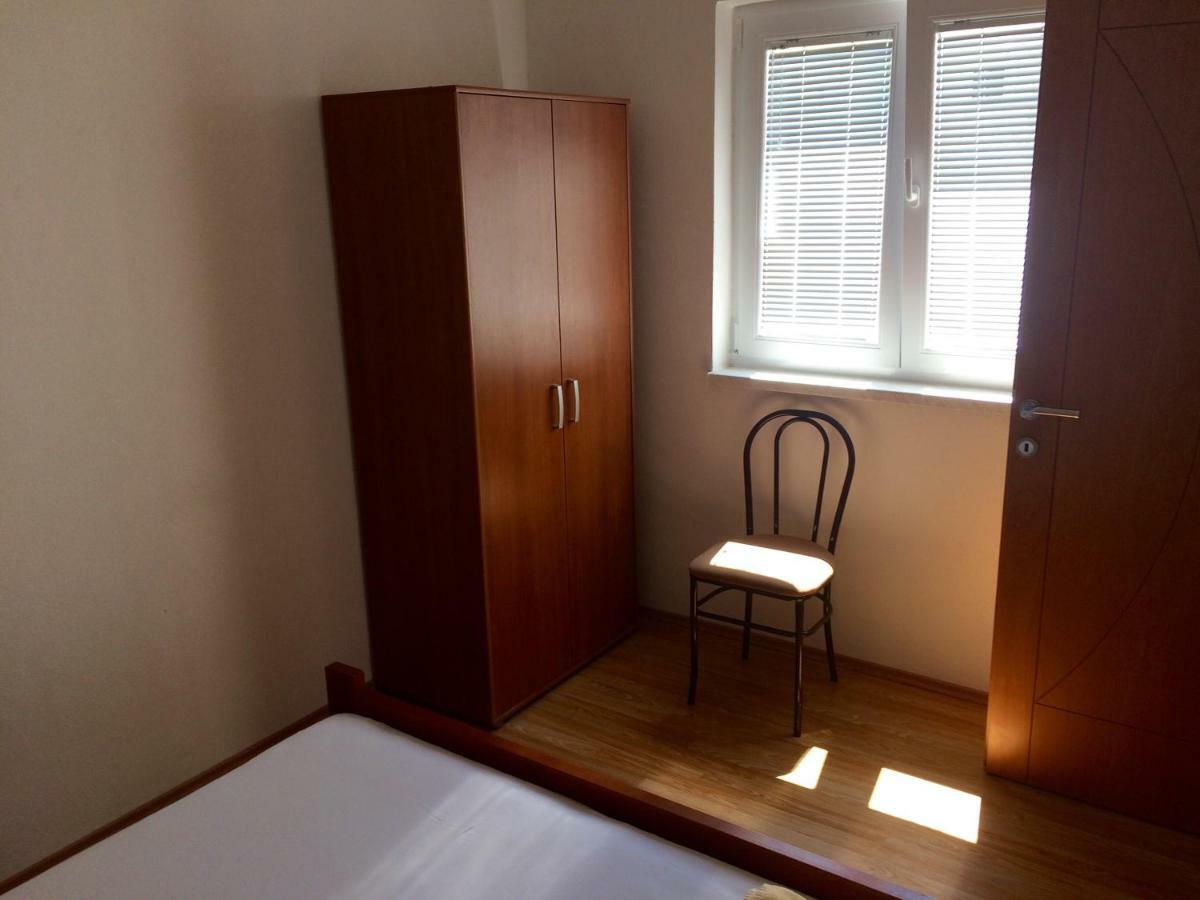 Apartmani Brusel Pag Bagian luar foto